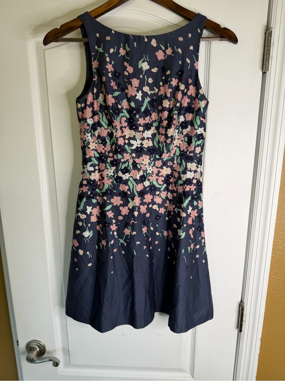 Loft Floral Sunshine  Fit-and-Flare Navy Dress with Pink & Mint Accents Size 00P